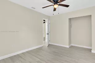 8813 Paradise Ct, Tamarac, FL 33321 - Photo 17