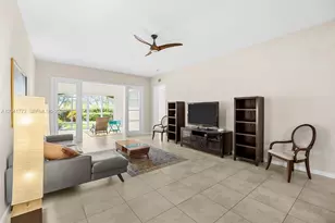 38 E Harbour Isle Dr E, Fort Pierce, FL 34949 - Photo 9