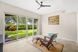 38 E Harbour Isle Dr E, Fort Pierce, FL 34949 - Photo 13