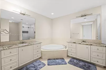 38 E Harbour Isle Dr E #104, Fort Pierce, FL 34949 - Photo 17
