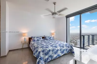 88 SW 7th St #4106, Miami, FL 33130 - Photo 11