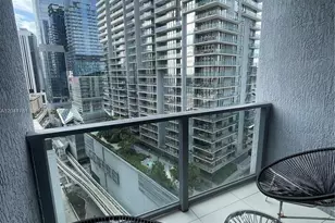 31 SE 6th St, Miami, FL 33131 - Photo 29