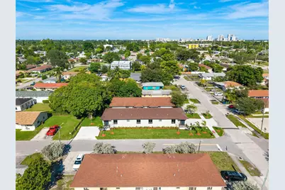 601 NW 3rd Ave, Hallandale Beach, FL 33009 - Photo 23