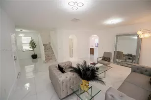 8821 W 34th Ct, Hialeah, FL 33018 - Photo 5