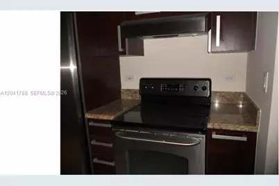2525 SW 3 Av #1006, Miami, FL 33129 - Photo 3