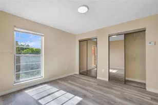 4805 NW 7th St, Miami, FL 33126 - Photo 19