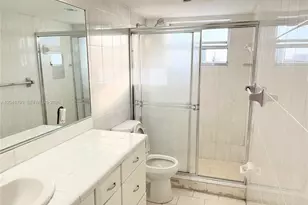 8024 Tatum Waterway Dr, Miami Beach, FL 33141 - Photo 13