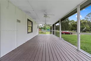 9949 N 154th Rd N, Jupiter, FL 33478 - Photo 11