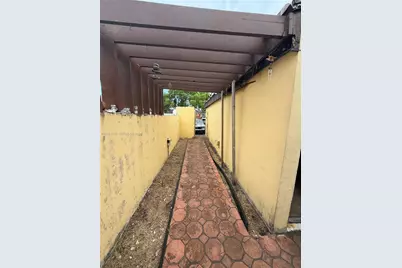 11511 SW 83rd Ter, Miami, FL 33173 - Photo 5