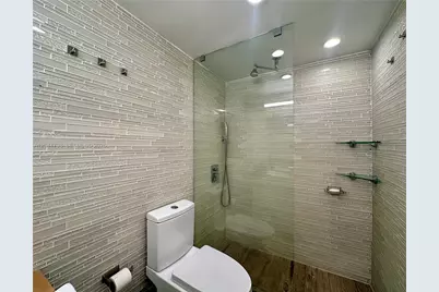1200 West Ave #724, Miami Beach, FL 33139 - Photo 5