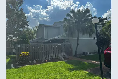 13290 NW 7th St, Plantation, FL 33325 - Photo 3