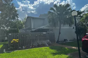 13290 NW 7th St, Plantation, FL 33325 - Photo 3