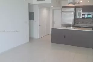 500 Brickell Ave, Miami, FL 33131 - Photo 11