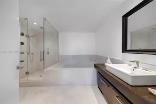 17121 Collins Ave, Sunny Isles Beach, FL 33160 - Photo 17