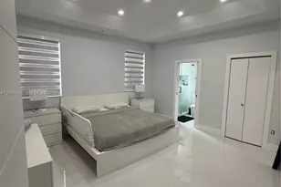 8037 W 36th Ave, Hialeah, FL 33018 - Photo 13