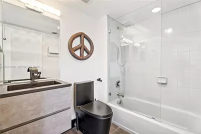 1900 Sunset Harbour Dr #1715, Miami Beach, FL 33139 - Photo 7