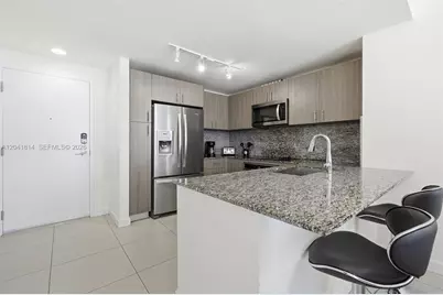 5350 NW 84th Ave #504, Doral, FL 33166 - Photo 7