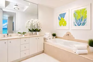 100 S Pointe Dr, Miami Beach, FL 33139 - Photo 9