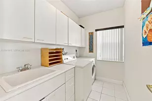 12388 Classic Dr, Coral Springs, FL 33071 - Photo 65