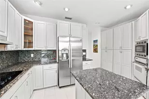 12388 Classic Dr, Coral Springs, FL 33071 - Photo 25