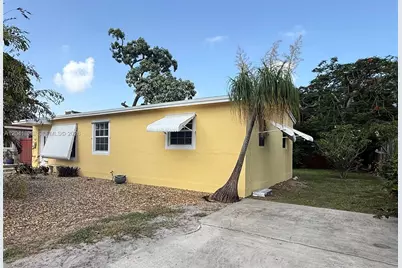 1311 N 69th Ave, Hollywood, FL 33024 - Photo 35