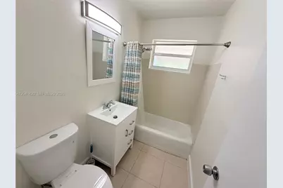 1311 N 69th Ave, Hollywood, FL 33024 - Photo 9