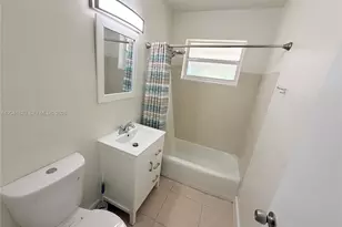 1311 N 69th Ave, Hollywood, FL 33024 - Photo 9