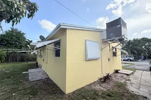 1311 N 69th Ave, Hollywood, FL 33024 - Photo 27