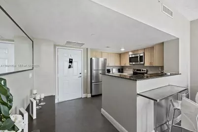 3000 Coral Way #416, Miami, FL 33145 - Photo 5