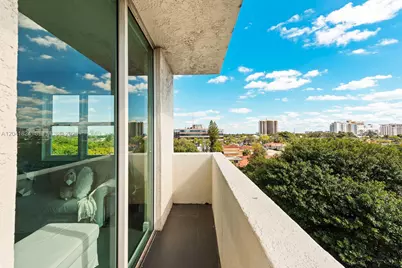 3000 Coral Way #416, Miami, FL 33145 - Photo 15