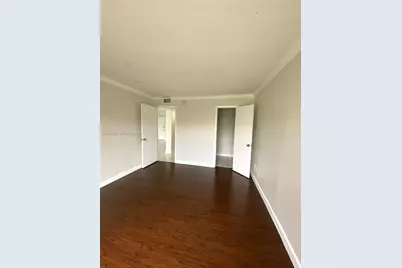 9280 Fontainebleau Bl #103, Miami, FL 33172 - Photo 9