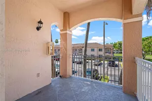 1261 SE 27th St, Homestead, FL 33035 - Photo 5