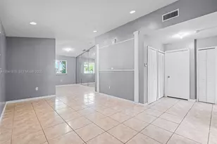 1261 SE 27th St, Homestead, FL 33035 - Photo 7