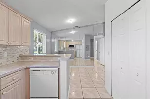 1261 SE 27th St, Homestead, FL 33035 - Photo 17
