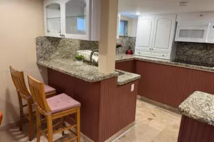 1033 NW 6th St, Miami, FL 33136 - Photo 9