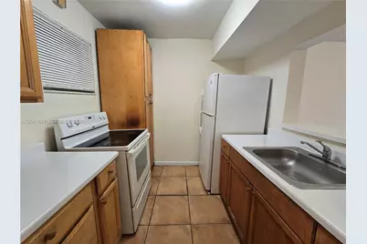 3600 NW 21st St #103, Lauderdale Lakes, FL 33311 - Photo 7
