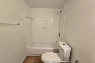 3600 NW 21st St, Lauderdale Lakes, FL 33311 - Photo 17