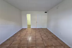 3600 NW 21st St, Lauderdale Lakes, FL 33311 - Photo 13