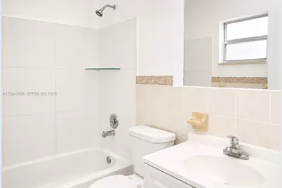 411 SE 10th St #1, Hallandale Beach, FL 33009 - Photo 27