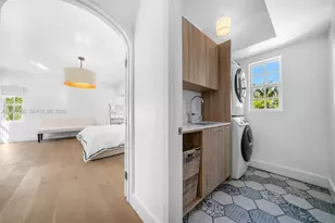 939 W 47th Ct, Miami Beach, FL 33140 - Photo 23
