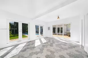 939 W 47th Ct, Miami Beach, FL 33140 - Photo 33