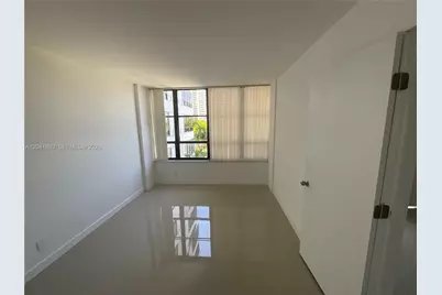 500 Three Islands Blvd #223, Hallandale Beach, FL 33009 - Photo 25
