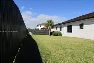 16825 SW 109th Pl, Miami, FL 33157 - Photo 21
