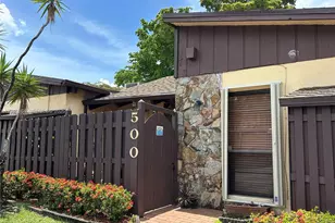500 Briarwood Cir, Hollywood, FL 33024 - Photo 3