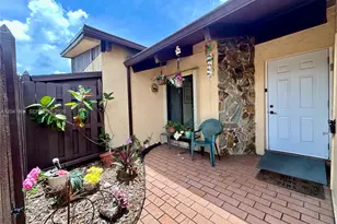 500 Briarwood Cir, Hollywood, FL 33024 - Photo 5