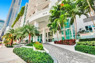 950 Brickell Bay Dr, Miami, FL 33131 - Photo 49