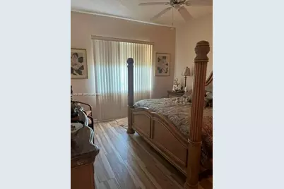 10136 Lombardy Dr, Tamarac, FL 33321 - Photo 7