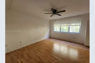 1080 99th St #212, Bay Harbor Islands, FL 33154 - Photo 3