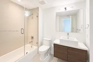 1010 SW 2nd Ave, Miami, FL 33130 - Photo 9