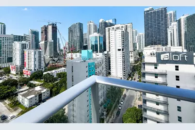 1010 SW 2nd Ave #1504, Miami, FL 33130 - Photo 11